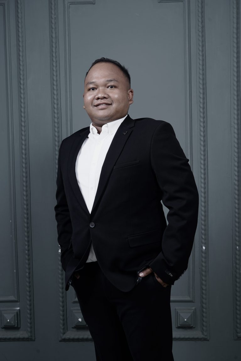 TRI AJI KURNIAWAN, S.H., CLA.