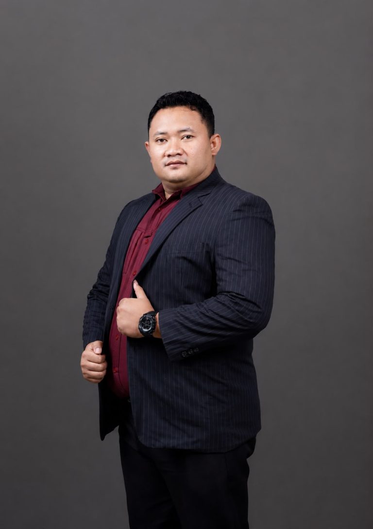 OYO RASMAN SUTOYO, S.H.